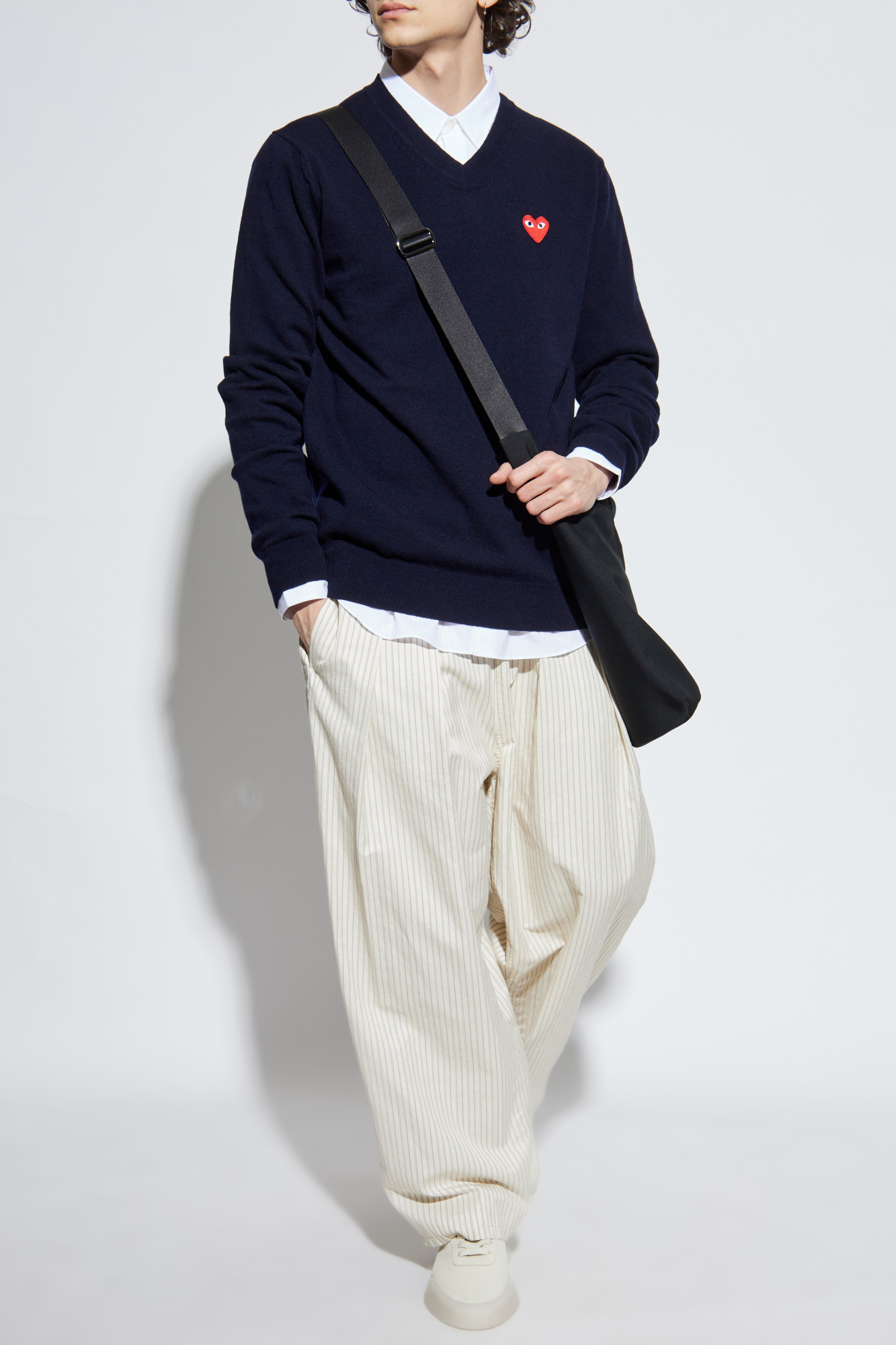 トップス COMME DES GARCONS HOMME V-NECK SWEATER Pre-owned] COMME des GARCONS HOMME Back Logo Print V-Neck